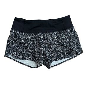 Lululemon Run Times Short 4" Iced Wave Black White Lined Size 4 Running Gym